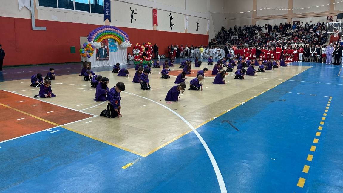 23 Nisan Ulusal Egemenlik ve Çocuk Bayramı İlçemizde ve Okulumuzda Coşku İçerisinde Kutlandı